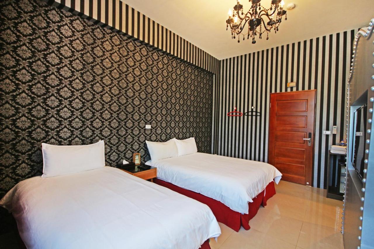 Fun Trip - Little Castle & Oscar B&B Taitung Exterior foto