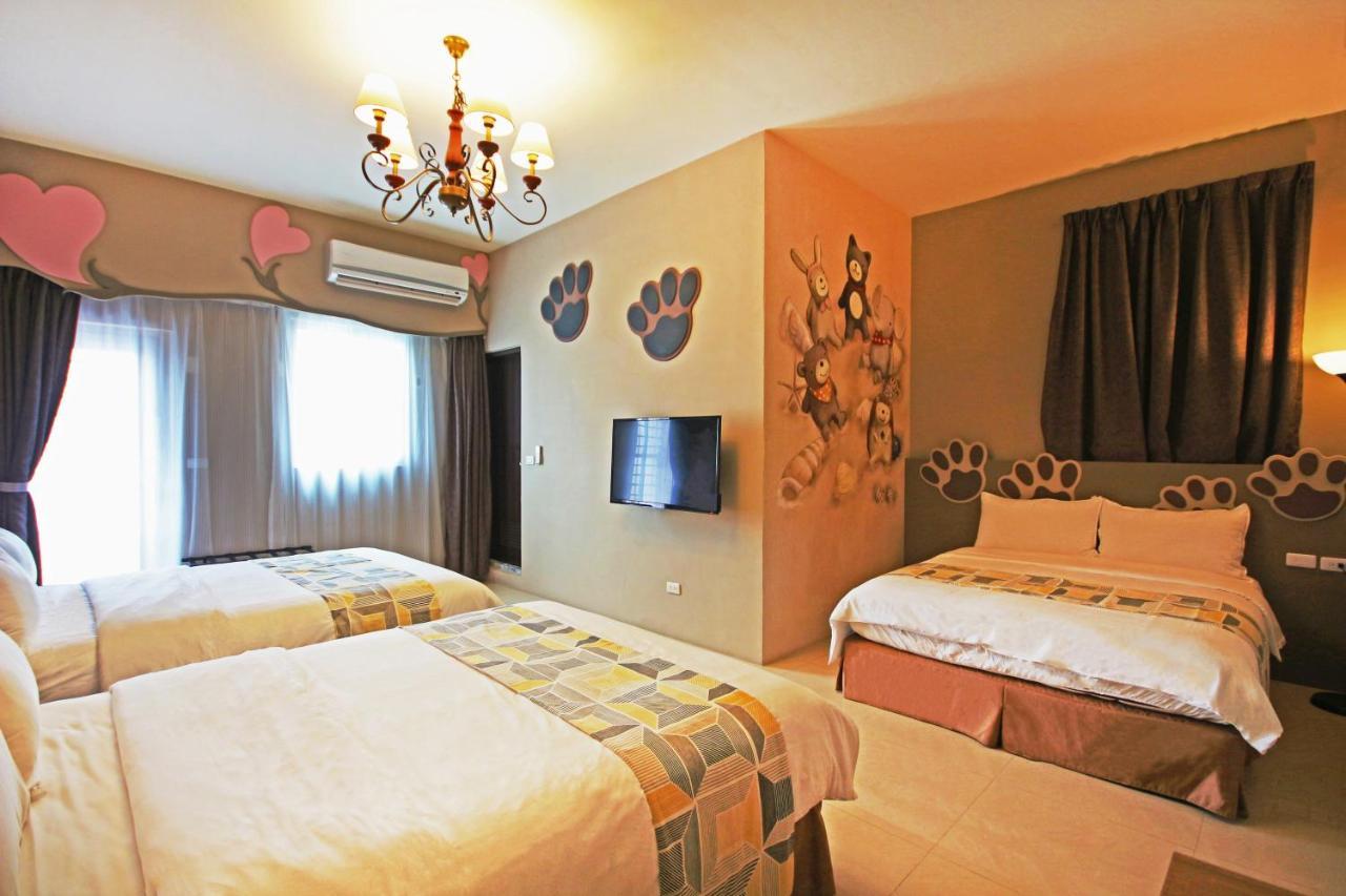 Fun Trip - Little Castle & Oscar B&B Taitung Exterior foto