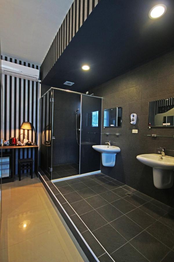 Fun Trip - Little Castle & Oscar B&B Taitung Exterior foto