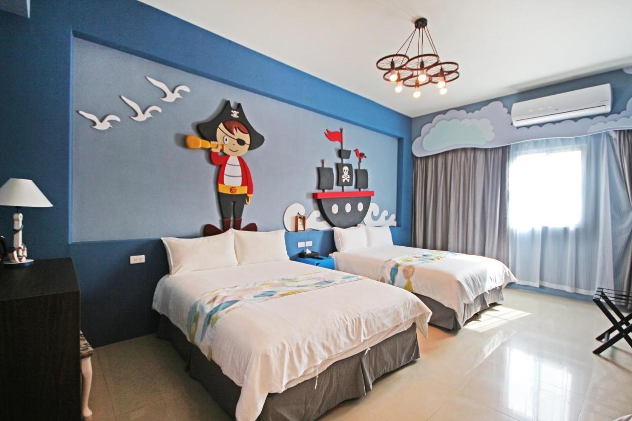 Fun Trip - Little Castle & Oscar B&B Taitung Exterior foto
